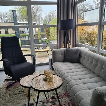 Bad Hoophuizen Miamari Nr Zuiderzee 12 Holiday home