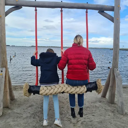 Bad Hoophuizen Miamari Nr Zuiderzee 12