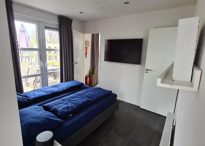 Bad Hoophuizen Miamari Nr Zuiderzee 12 Holiday home