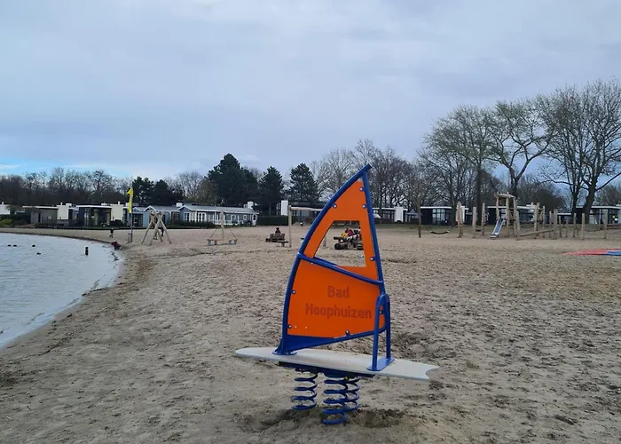 Bad Hoophuizen Miamari Nr Zuiderzee 12 *