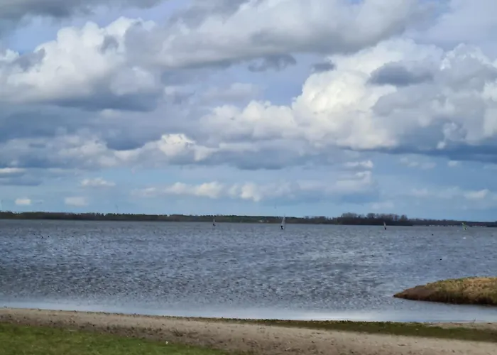 Bad Hoophuizen Miamari Nr Zuiderzee 12 Holiday home *